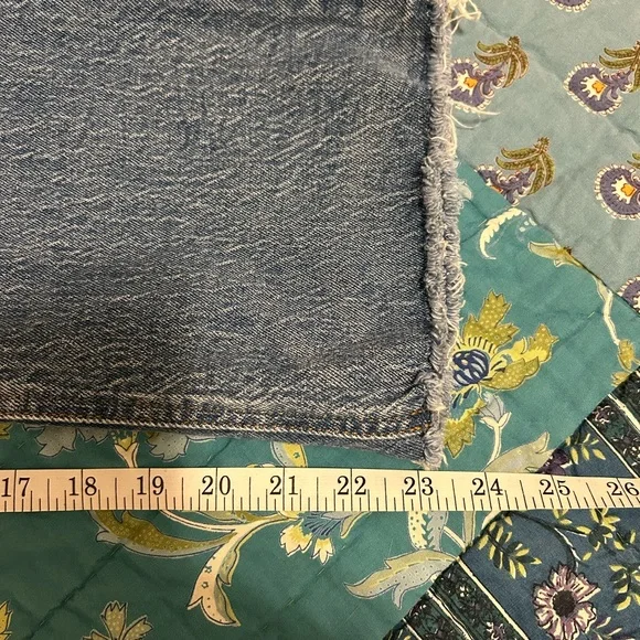 J. Crew Demi Boot Crop Jeans Size 29 - Picture 7 of 8